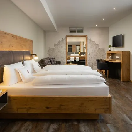Отель Ringhotel Winzerhof 4*