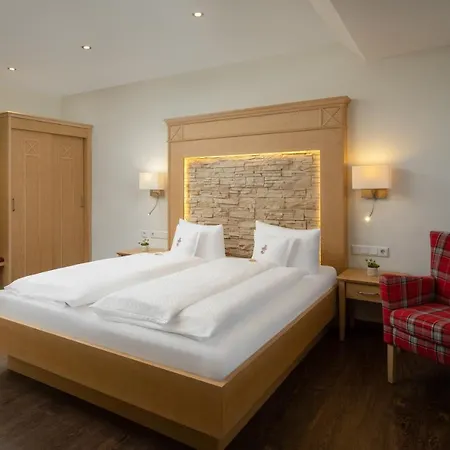 Ringhotel Winzerhof Hotel 4*