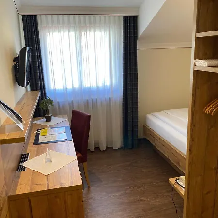 Ringhotel Winzerhof 4* Rauenberg