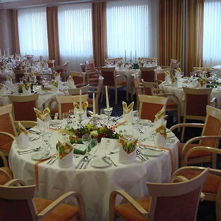 Ringhotel Winzerhof 4* 로엔베르그