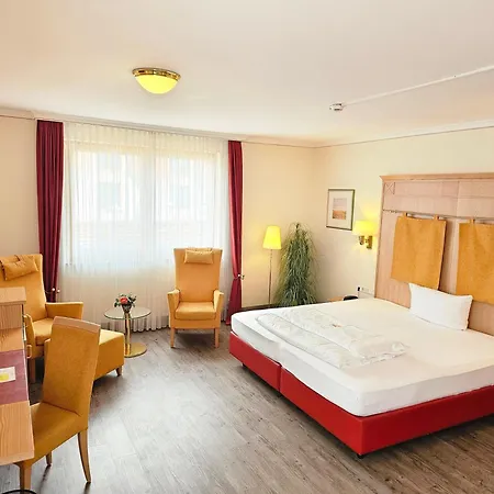 Ringhotel Winzerhof 4*
