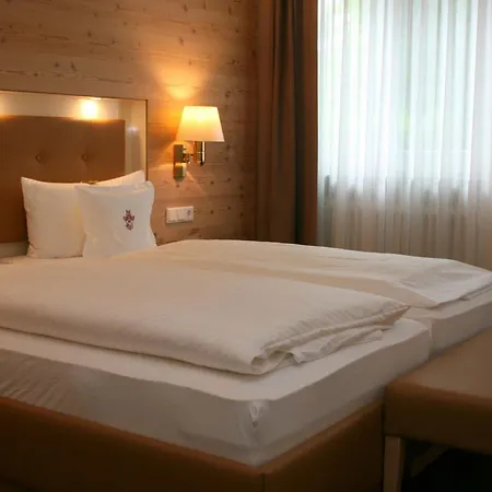 Ringhotel Winzerhof Szálloda