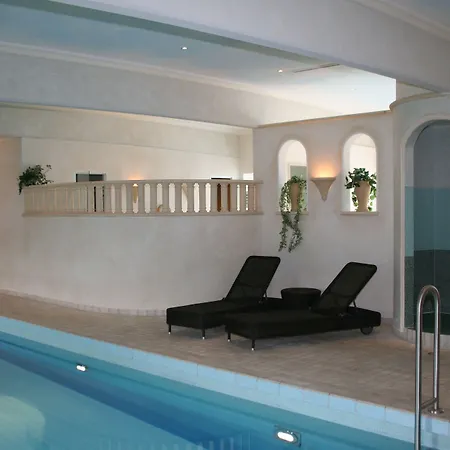 Ringhotel Winzerhof Szálloda Rauenberg