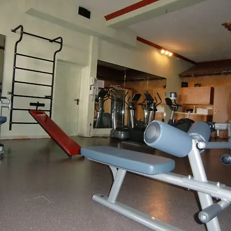 Ringhotel Winzerhof فندق