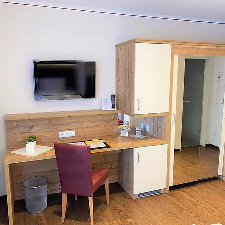 Ringhotel Winzerhof 4*