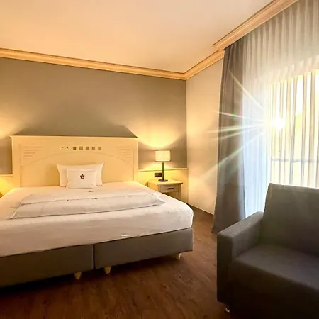 Ringhotel Winzerhof 4*